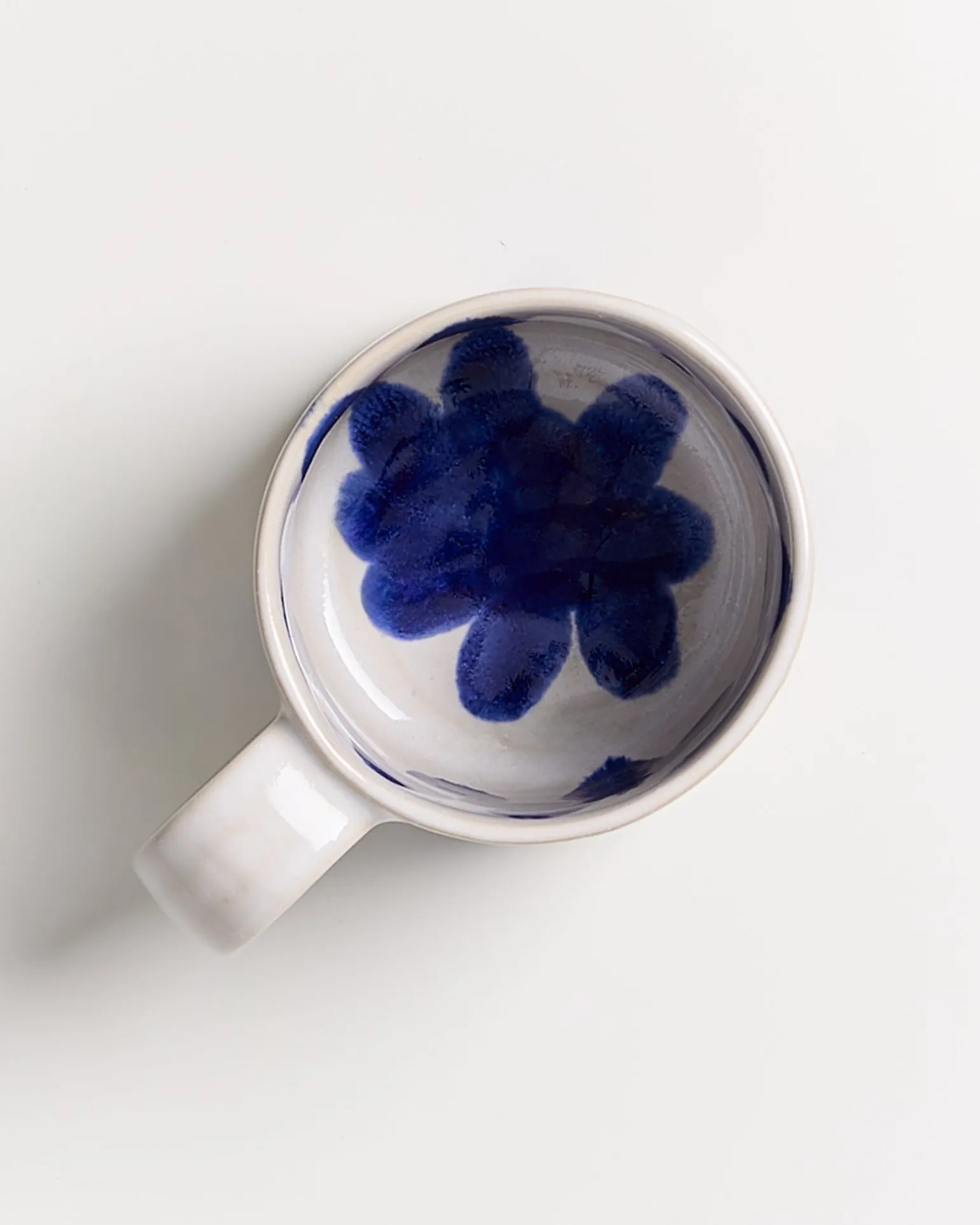 Online Motel a Miio Nódoa - Mug blue dots