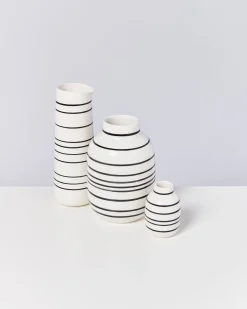Cheap Motel a Miio Nuno Vase M - Black & White Striped schwarz weiß